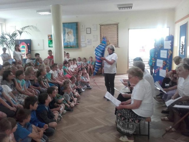 Przedstawienie "Latawiec i wiatr" w SP2